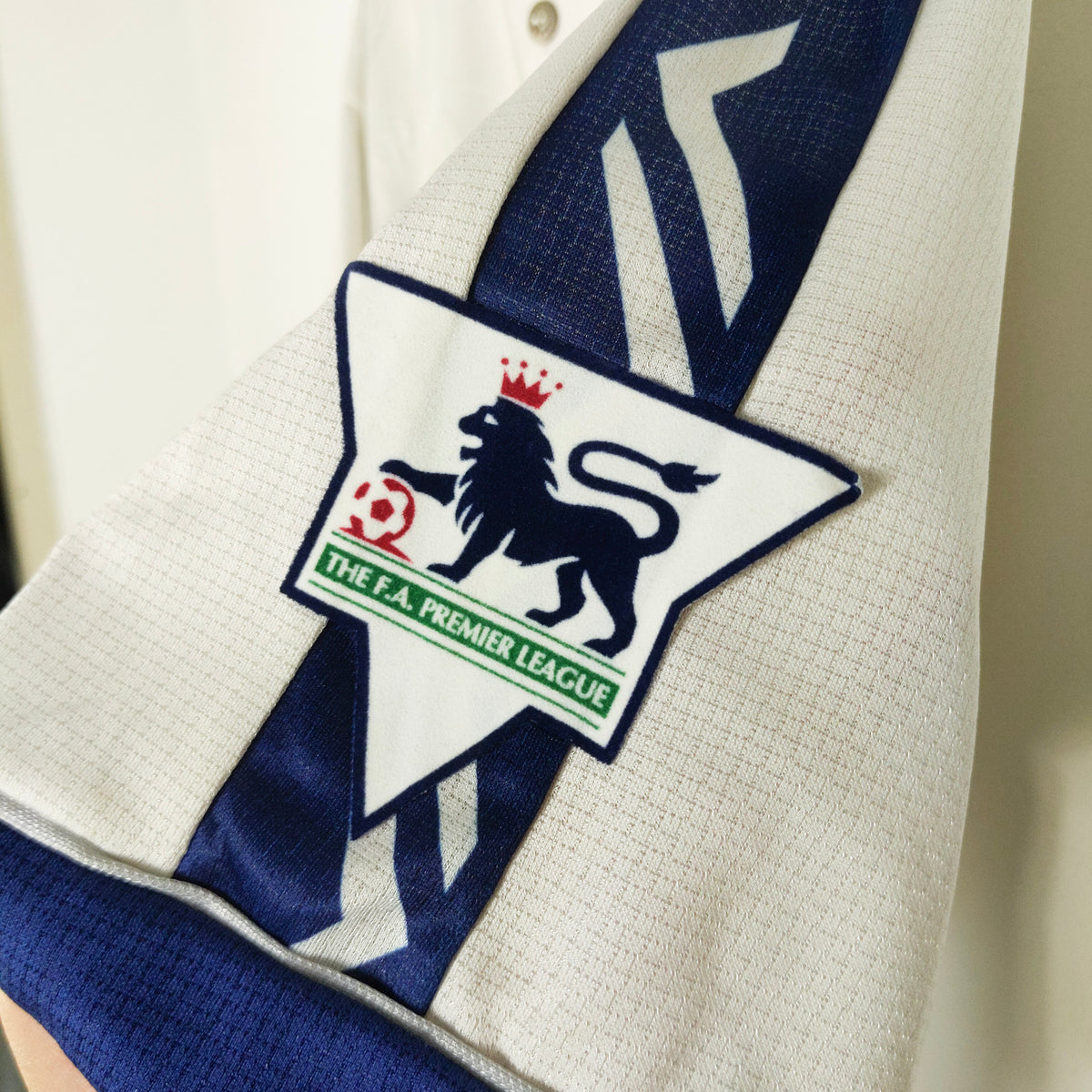 Original Tottenham Hotspur 1995/97 Home - Sheringham #10 Size L