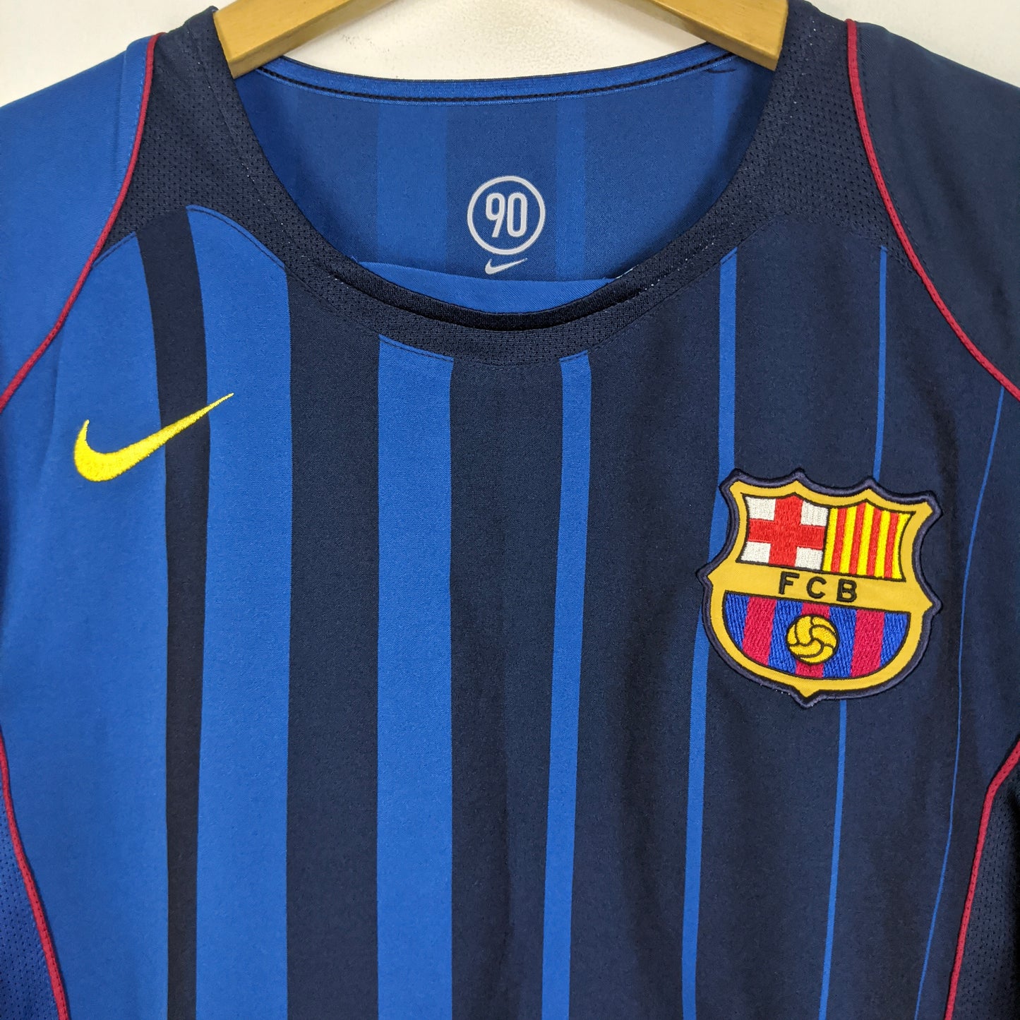 Original Barcelona 2004/05 Away - Ronaldinho #10 Size L
