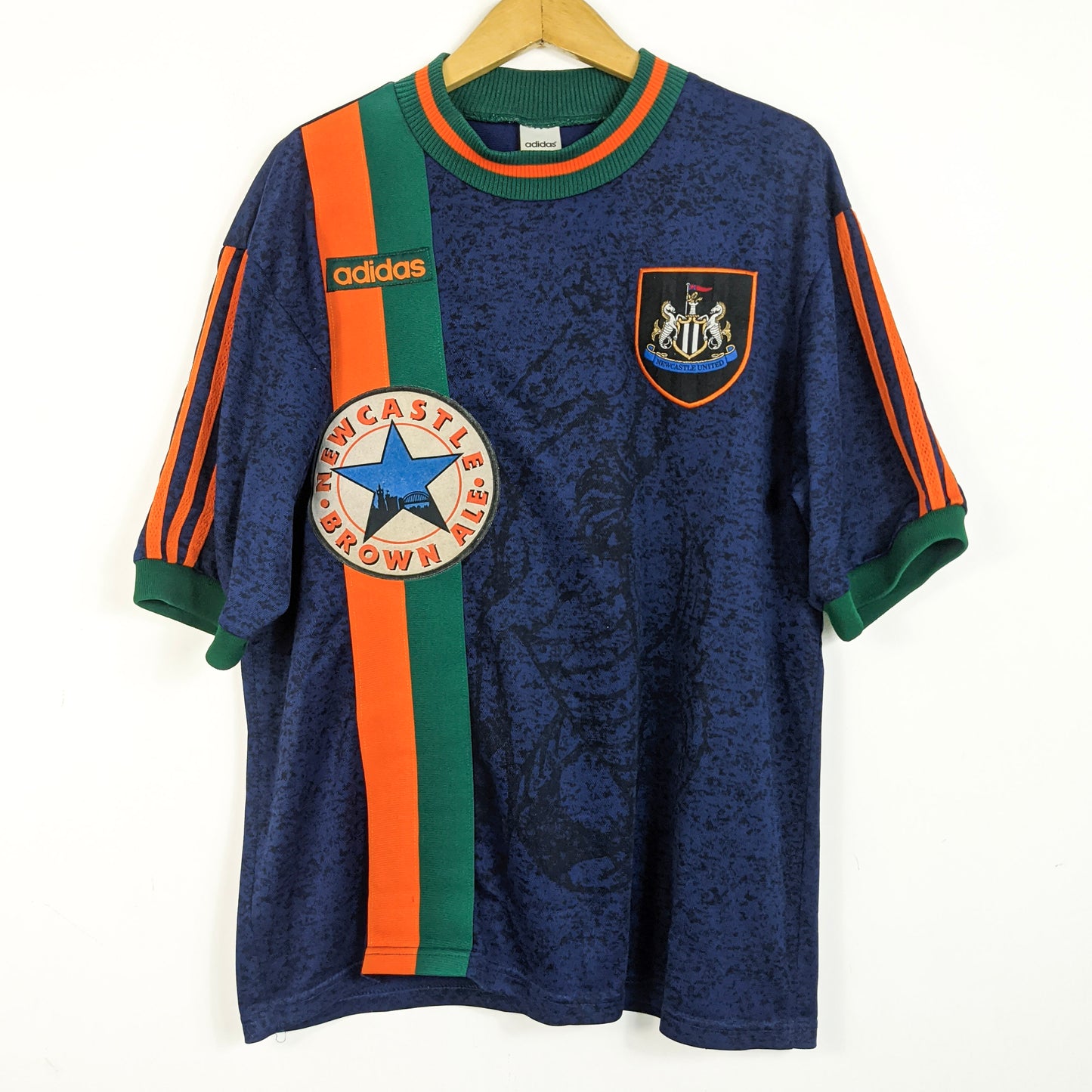 Original Newcastle 1997/96 Away - Shearer #9 Size L fit XL