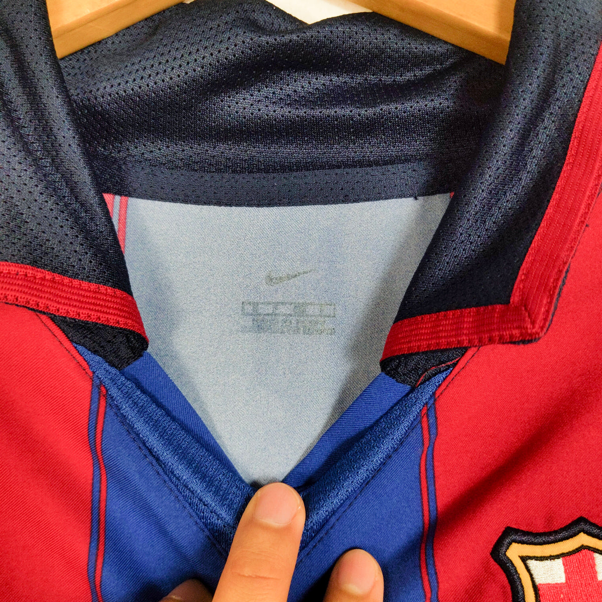 Original Barcelona 2003/04 Home - Ronaldinho #10 Size S