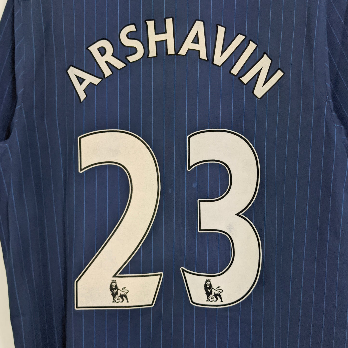 Original Arsenal 2009/10 Away - Arshavin #23 Size XL