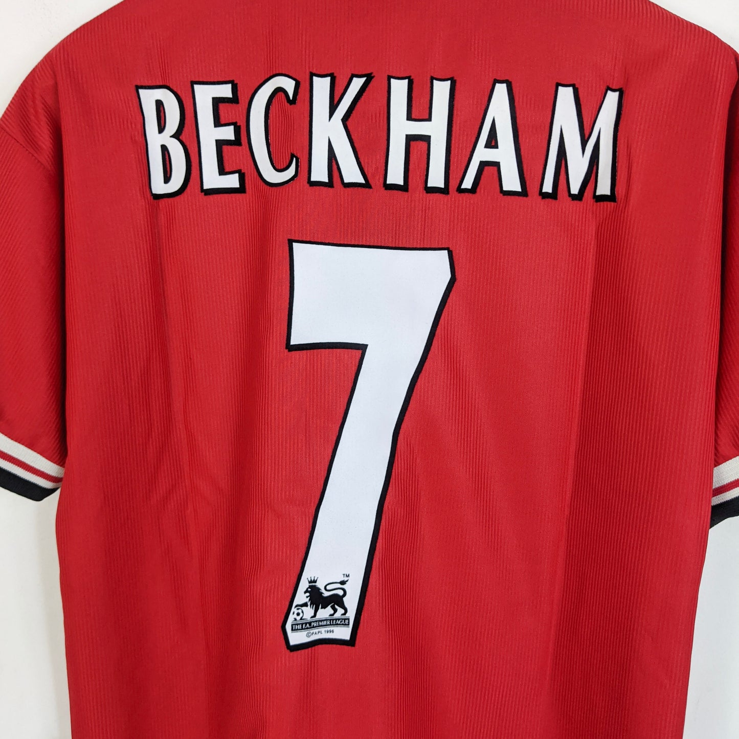 Original Manchester United 1998/00 Home - Beckham #7 Size XL Youth