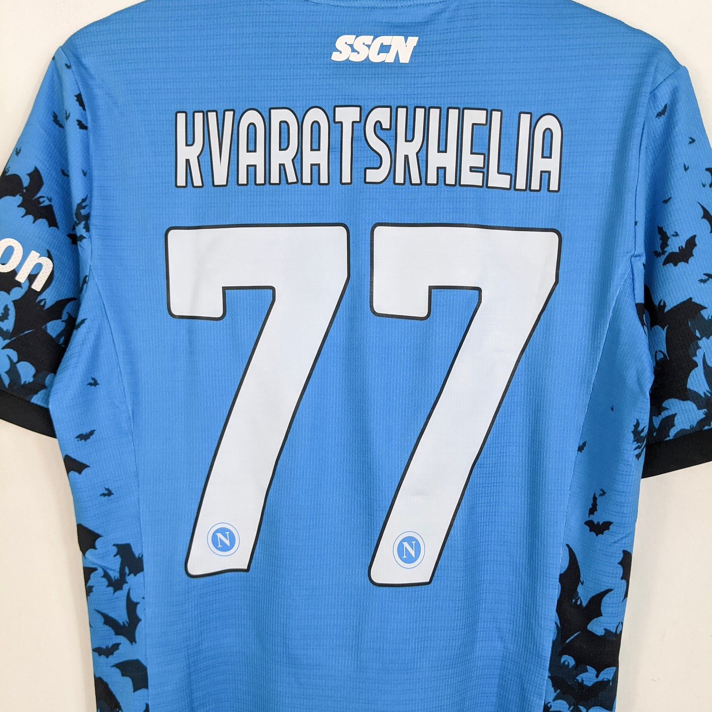 Original Napoli 2022/23 Halloween - Kvaratskhelia #77 Size M (Bnwt)