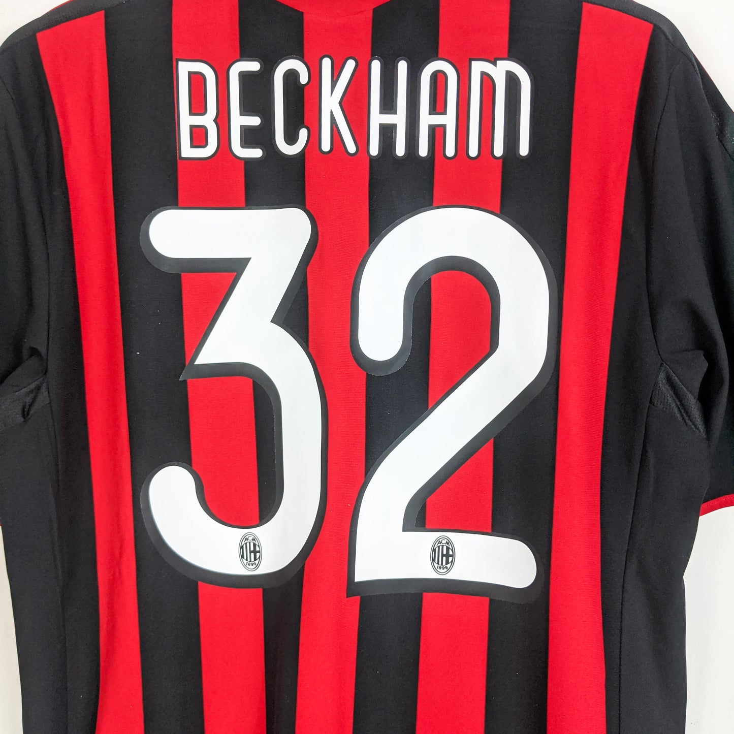 Original AC Milan 2009/10 Home - Beckham #32 Size M