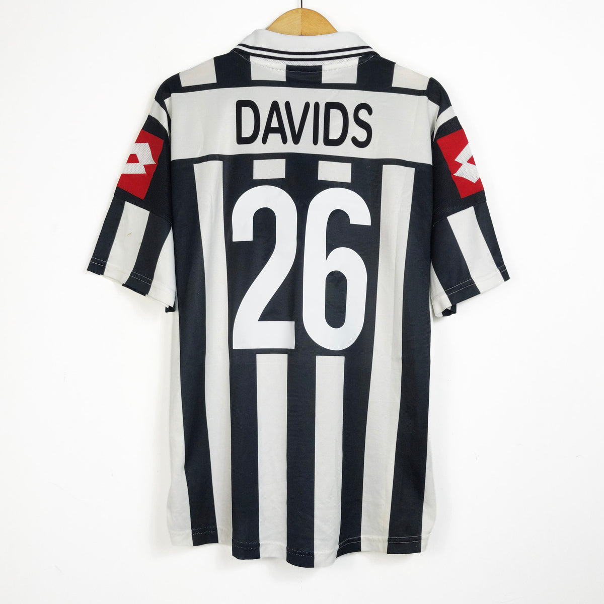 Original Juventus 2001/02 Home - Edgar Davids #26 Size L
