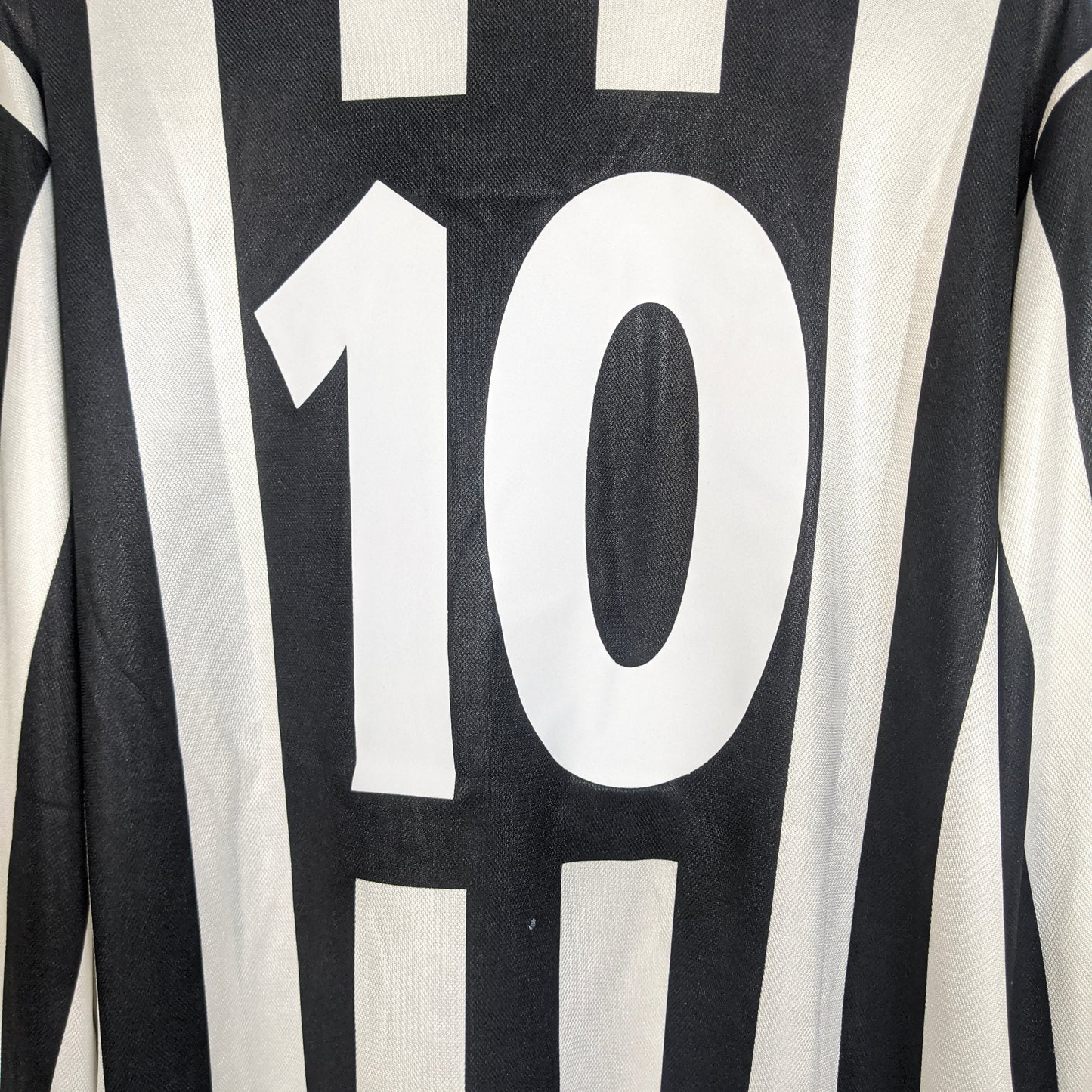 Original Juventus 1994/95 Home - Baggio #10 Size M (Long Sleeve)