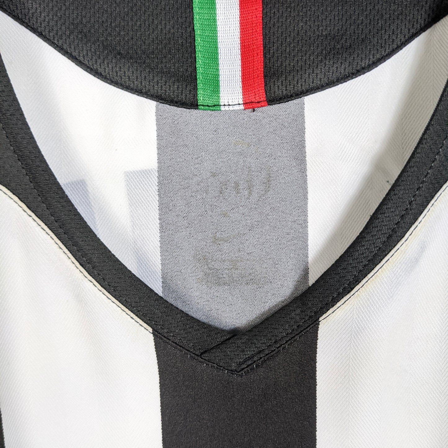 Original Juventus 2005/06 Home - Del Piero #10 Size M (Long Sleeve)