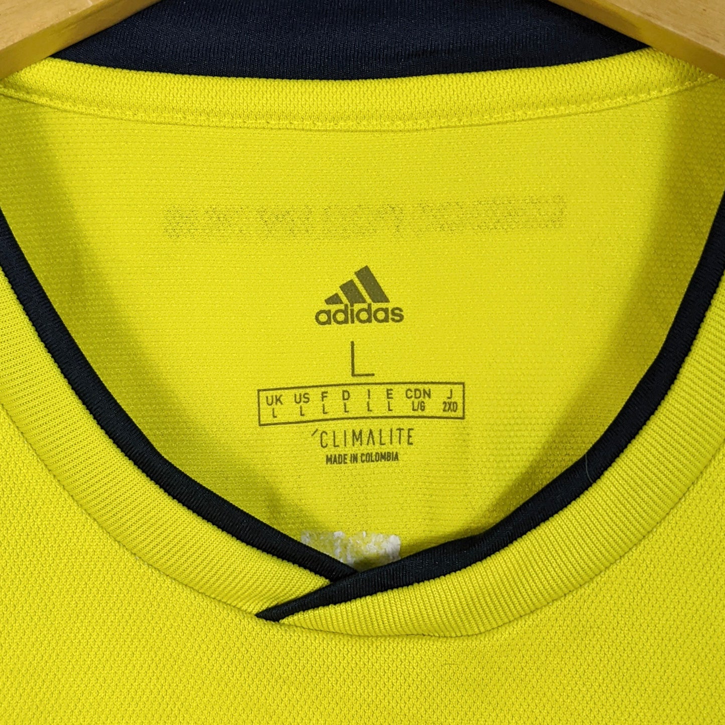 Original Colombia 2018/19 Home - James #10 Size L (Long Sleeve)