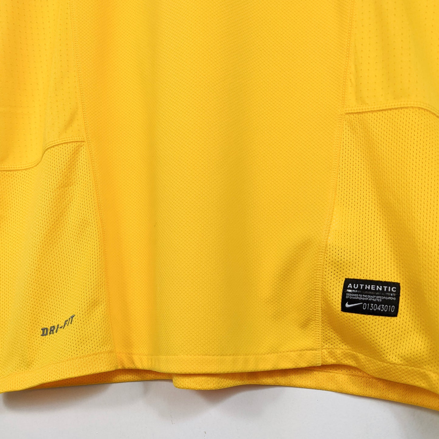 Original Brazil 2011/12 Home - Neymar Jr #11 Size M