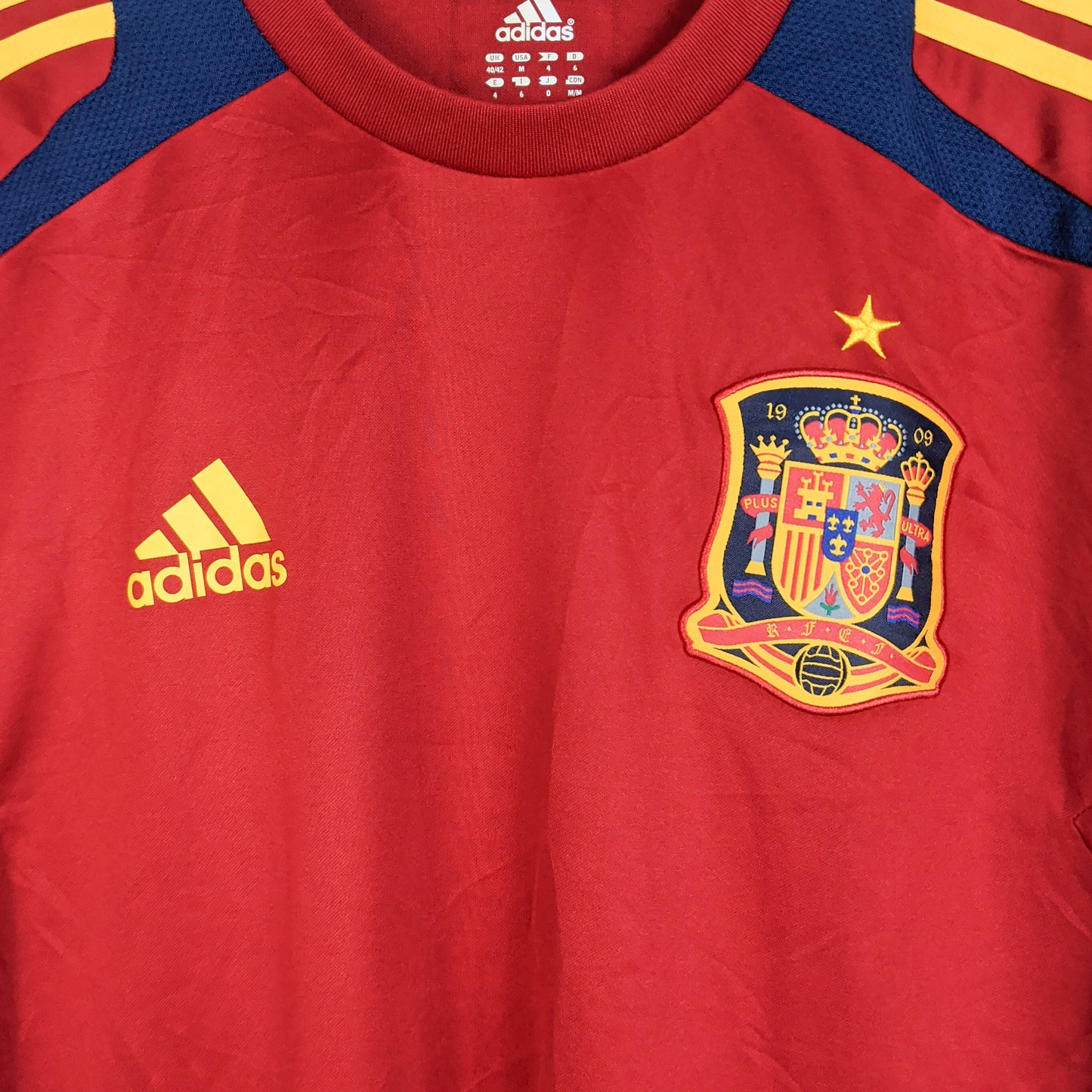 Original Spain 2011/12 Training - Size M (Player Issue)