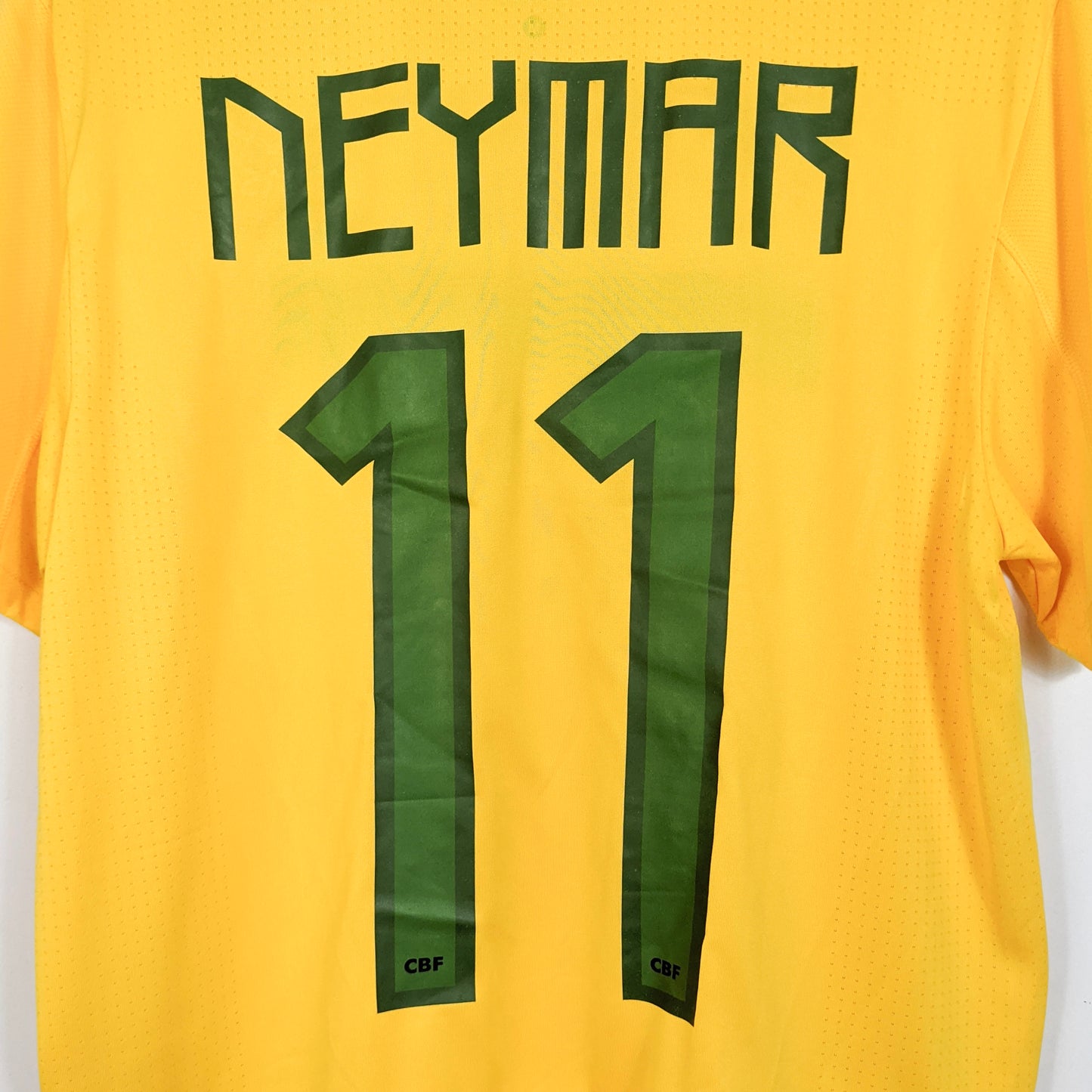 Original Brazil 2011/12 Home - Neymar Jr #11 Size M
