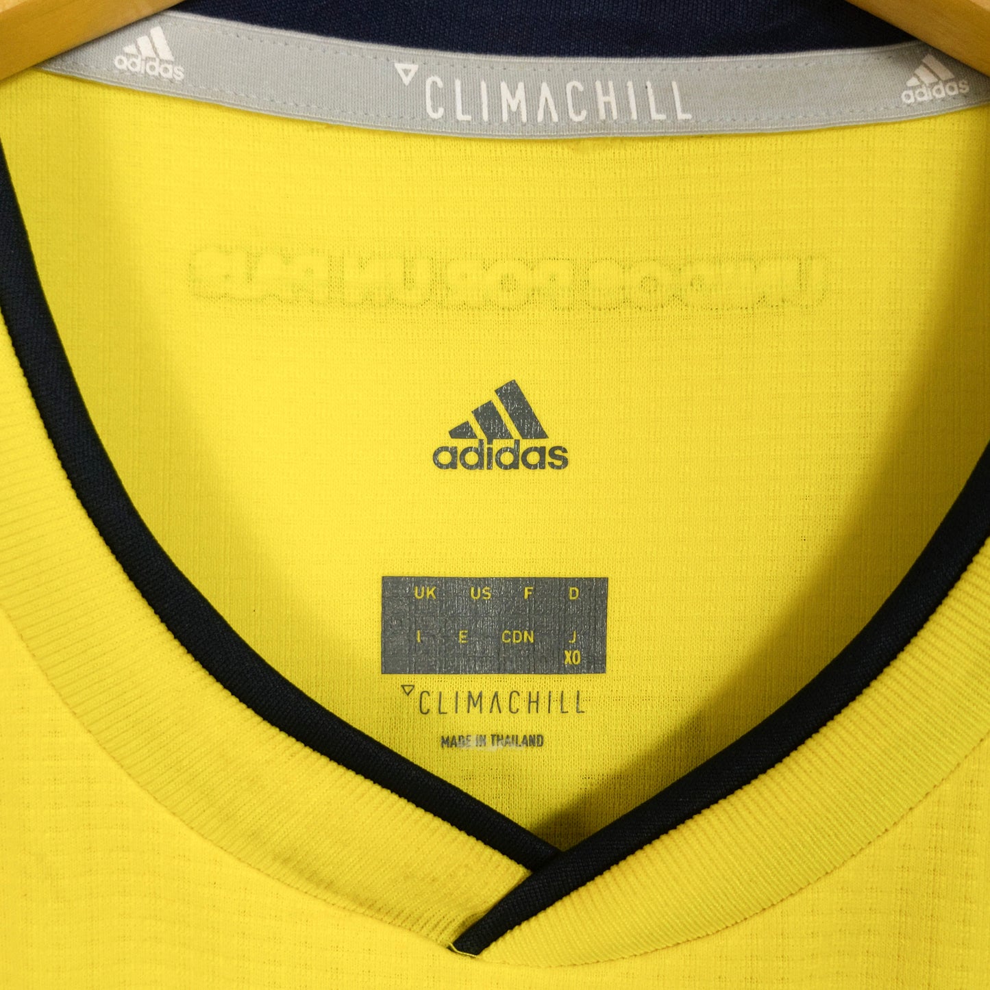 Original Colombia 2018/19 Home - James #10 Size fit M (Player Issue)