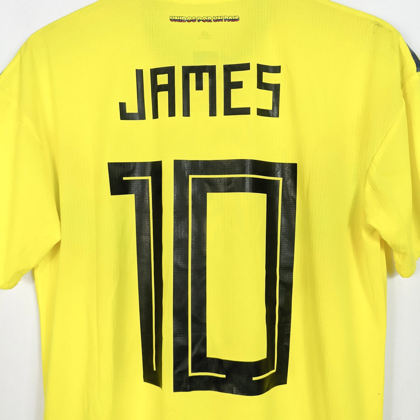 Original Colombia 2018/19 Home - James #10 Size fit M (Player Issue)