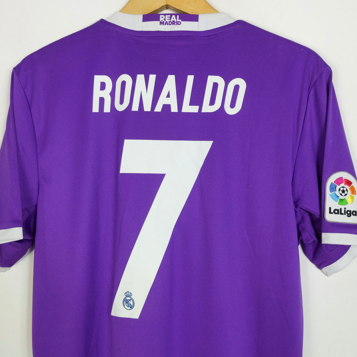 Original Real Madrid 2016/17 Away - Ronaldo #7 Size M (Bnwt)