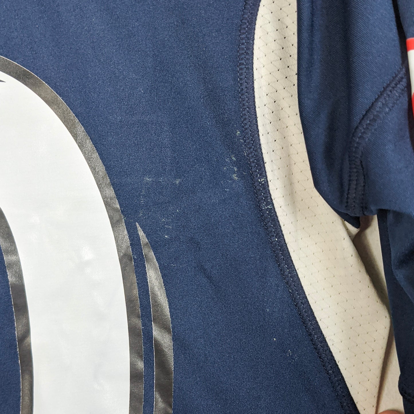Original Melbourne Victory 2013/14 Home - Thompson #10 Size S (Long Sleeve)
