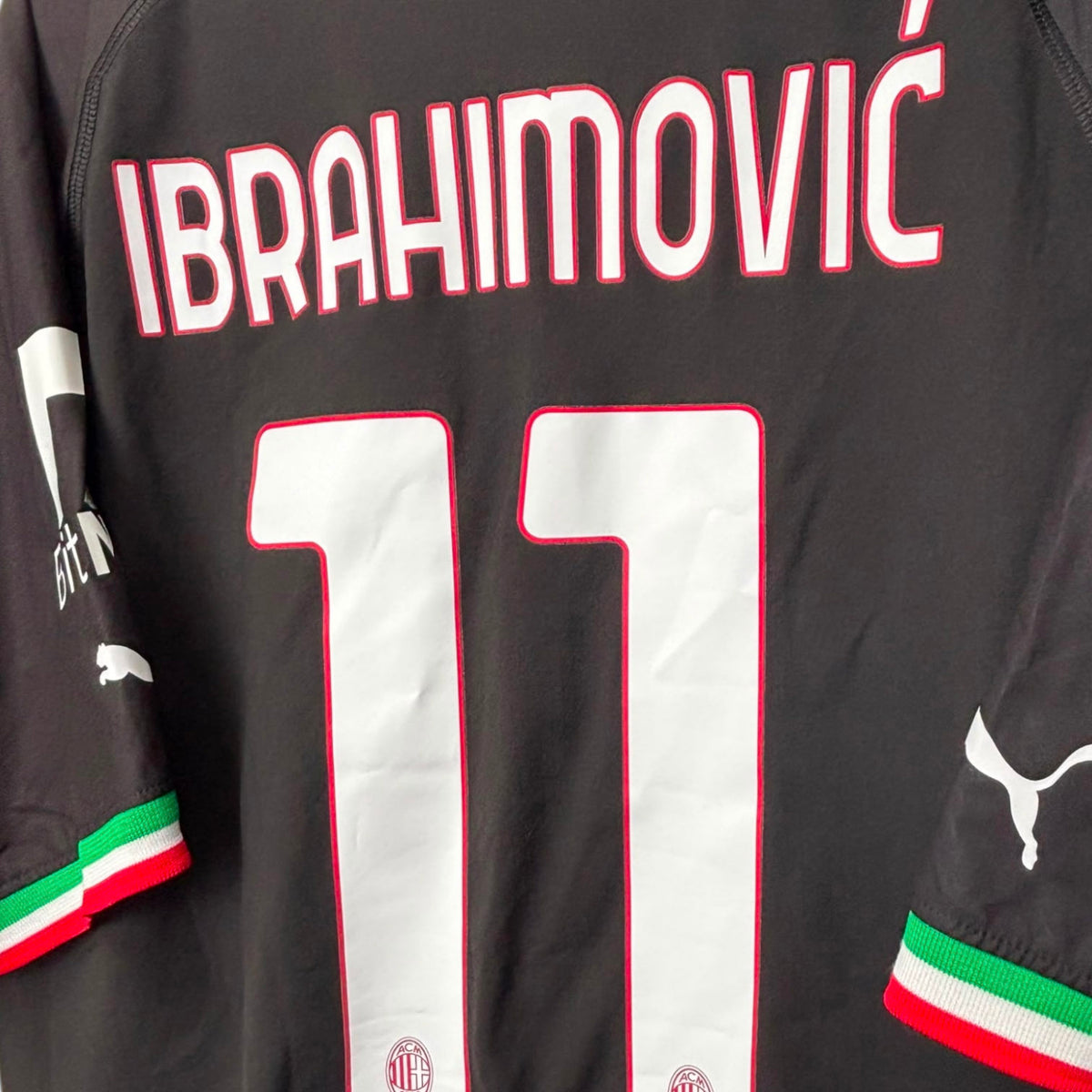 Original AC Milan 2022/23 Home - Ibrahimovic #11 Size XXL (Player Issue)