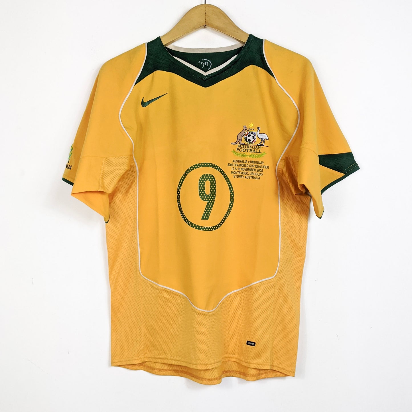 Original Australia 2004/05 Home - Viduka #9 Size S