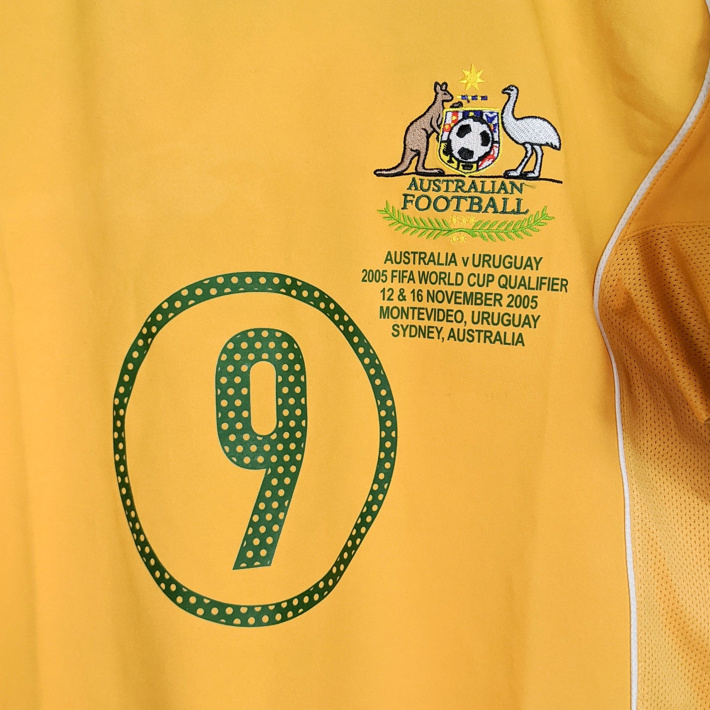 Original Australia 2004/05 Home - Viduka #9 Size S