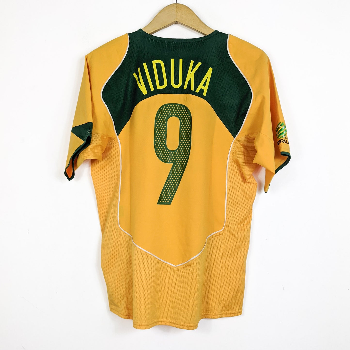 Original Australia 2004/05 Home - Viduka #9 Size S