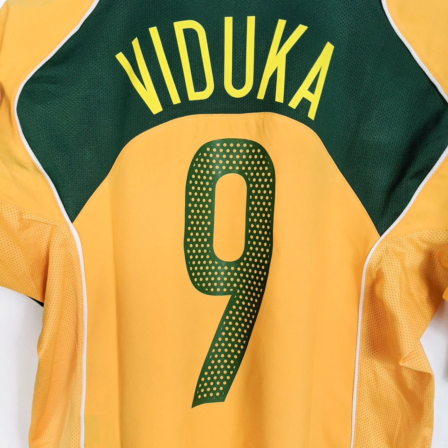 Original Australia 2004/05 Home - Viduka #9 Size S