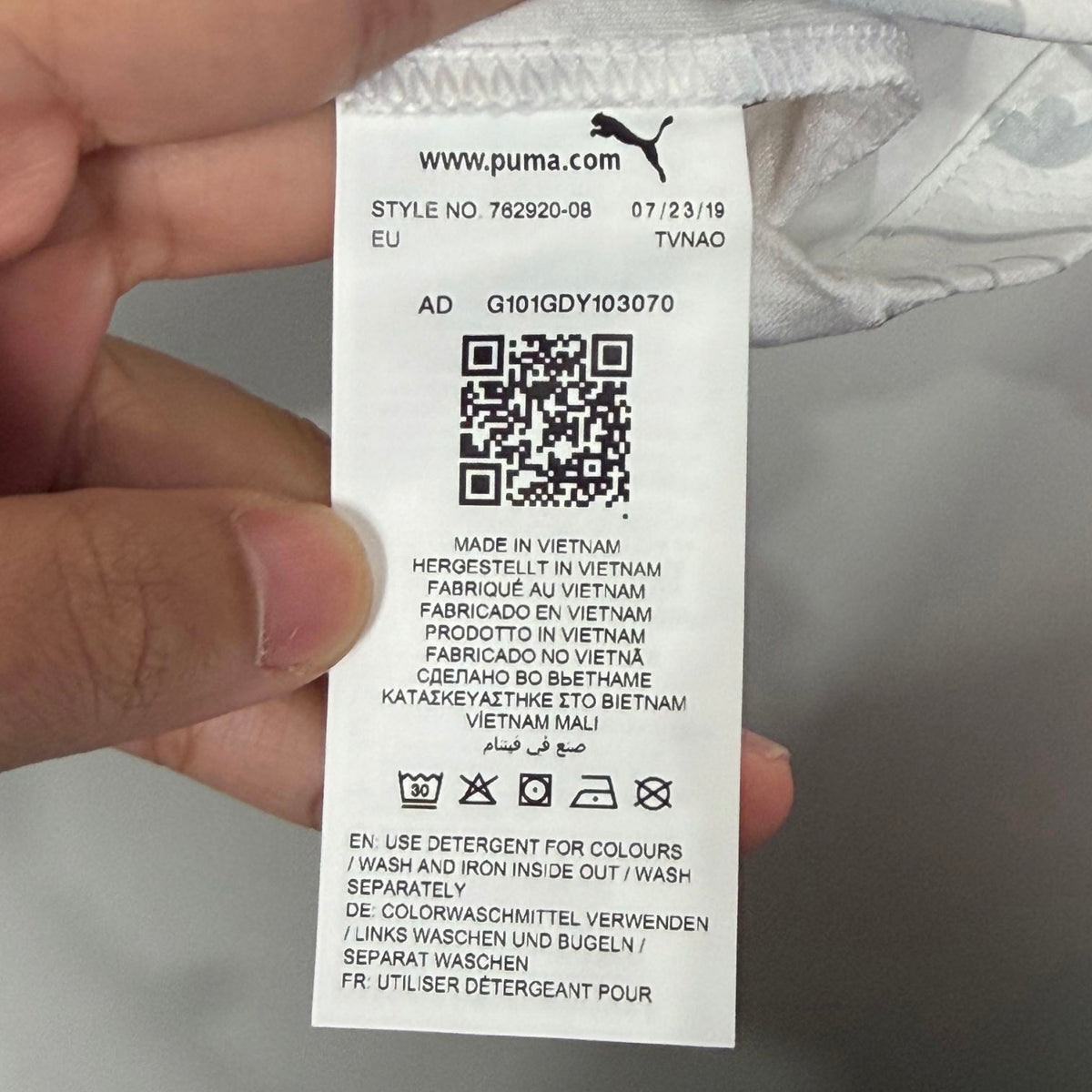 Original Italy 2019 Away - Barella #18 Size L (Player Issue)