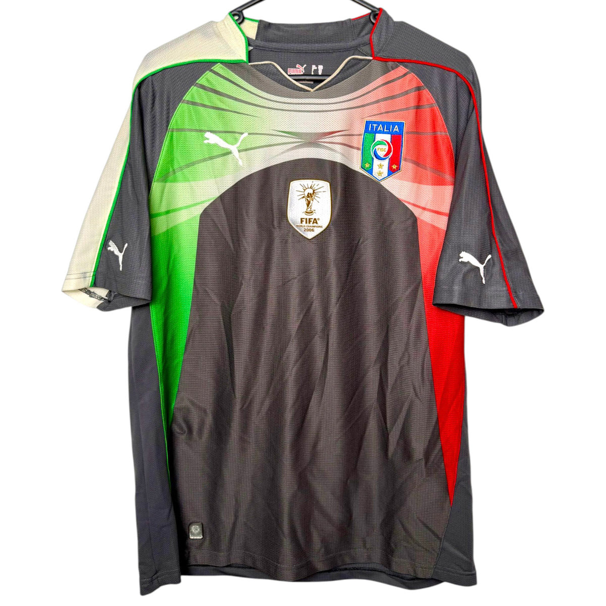 Original Italy 2010/11 GK - Buffon #1 Size fit L (Slim fit)