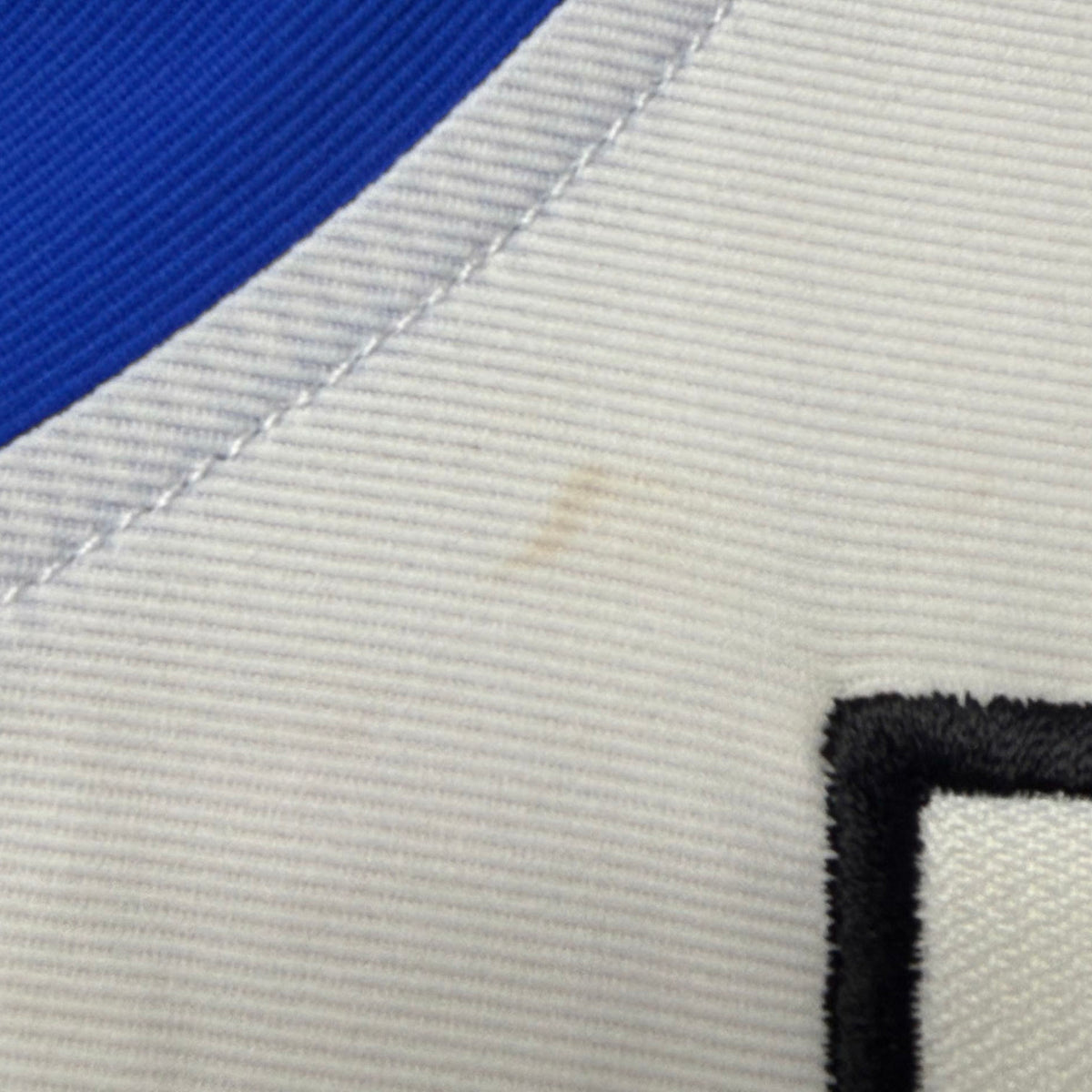 Original Sampdoria 2010/11 Away - Pozzi #9 Size M (Long Sleeve)