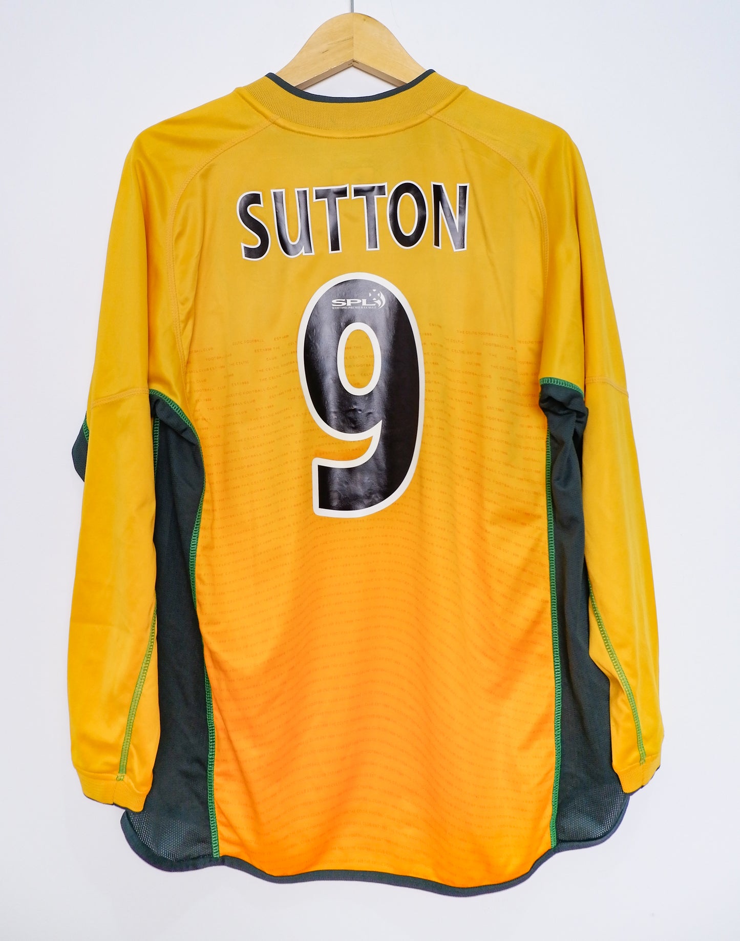 Authentic Celtic 2002/03 Away - Chris Sutton #9 Size L (Longsleeve)