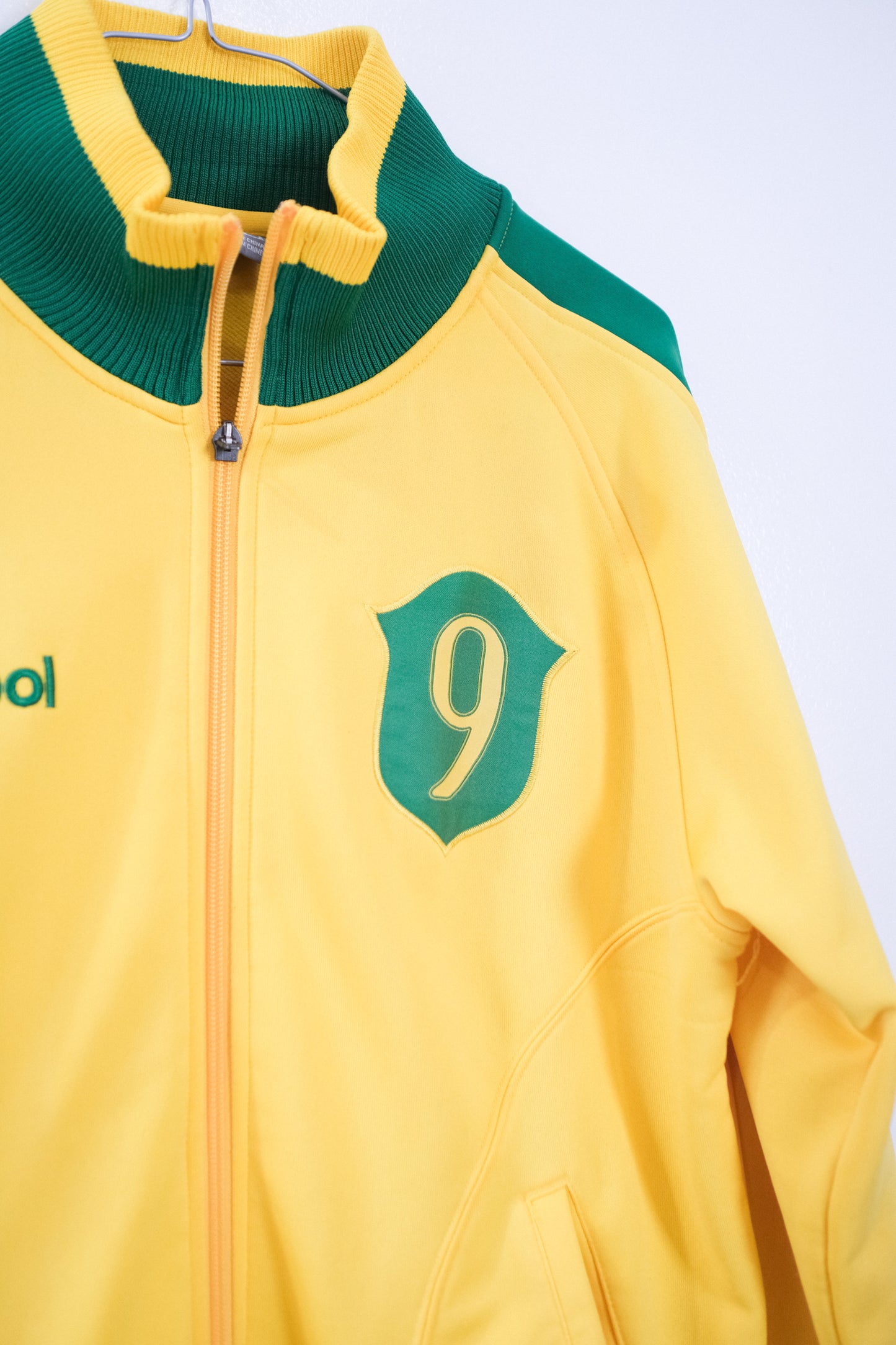 Authentic Brazil Nike Tracktop Size L