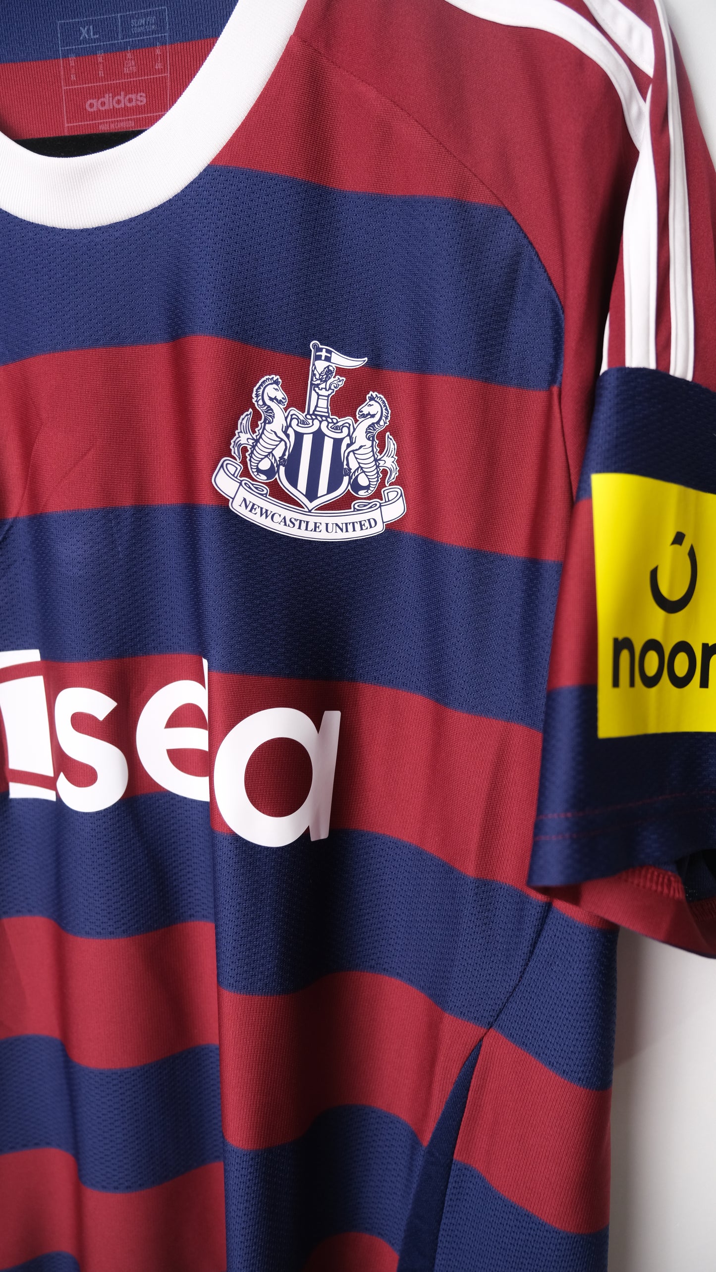 Original Newcastle 2024/25 Away - Schar #5 Size L