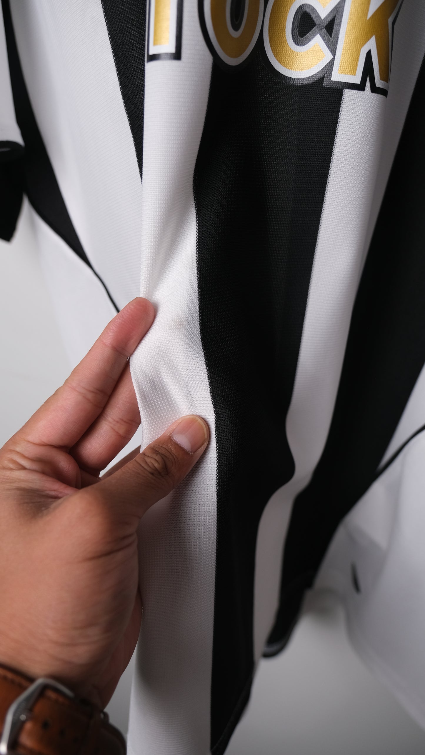 Original Newcastle 2005/07 Home - Shearer #9 Size XL