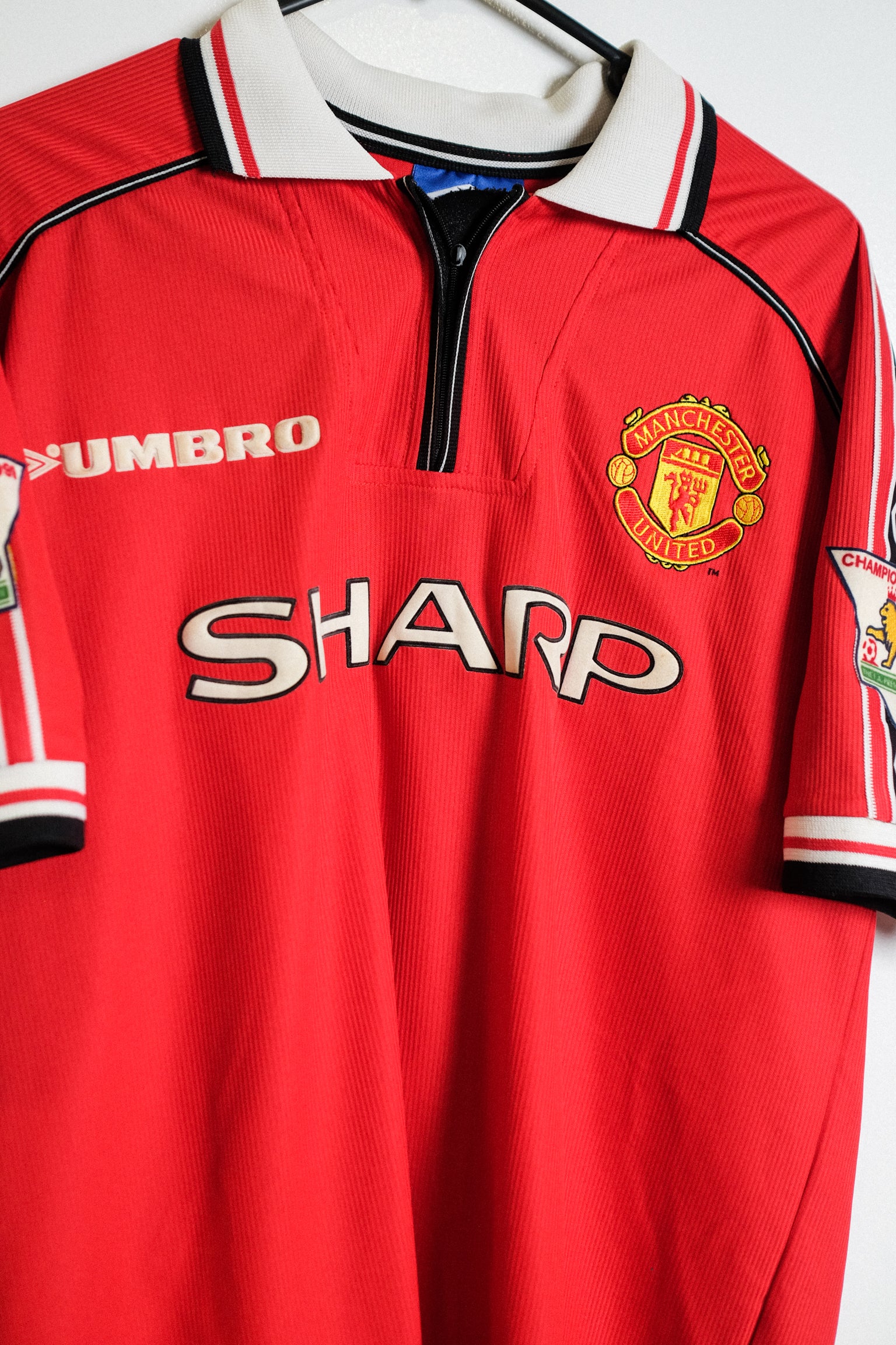 Manchester United 1998 - 2000 Home Umbro long sleeve jersey #7 Beckham size  XL