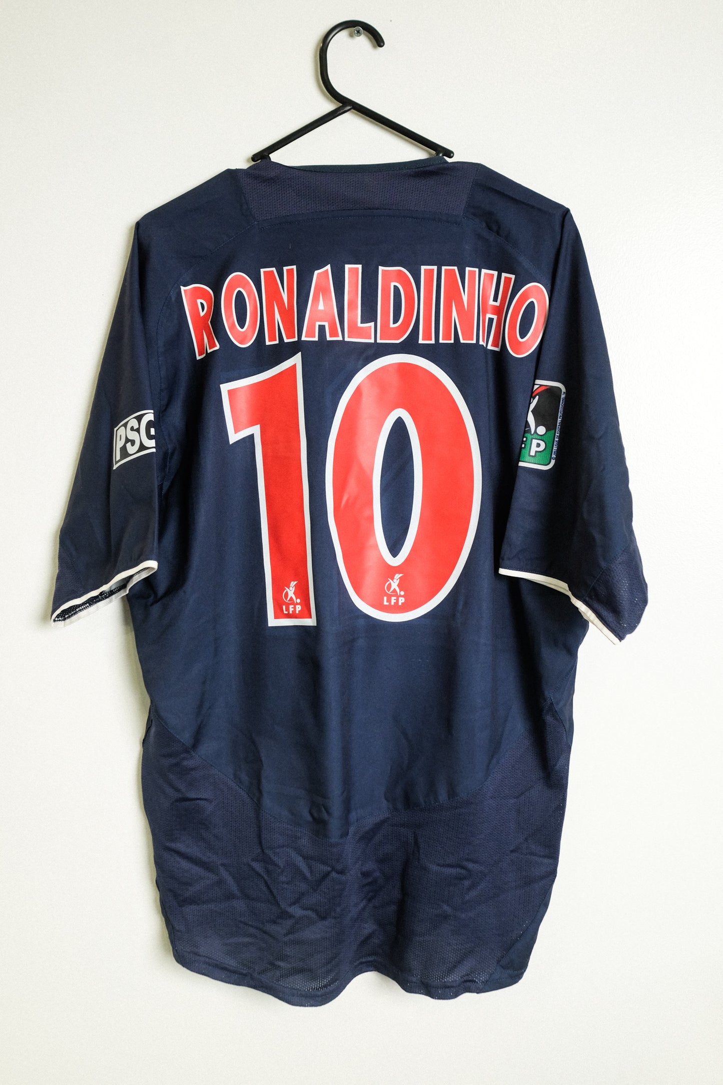 ronaldinho psg jersey