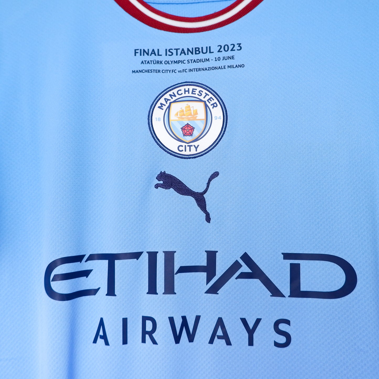 Authentic Manchester City 2022/23 Home - Erling Haaland #9 Size M