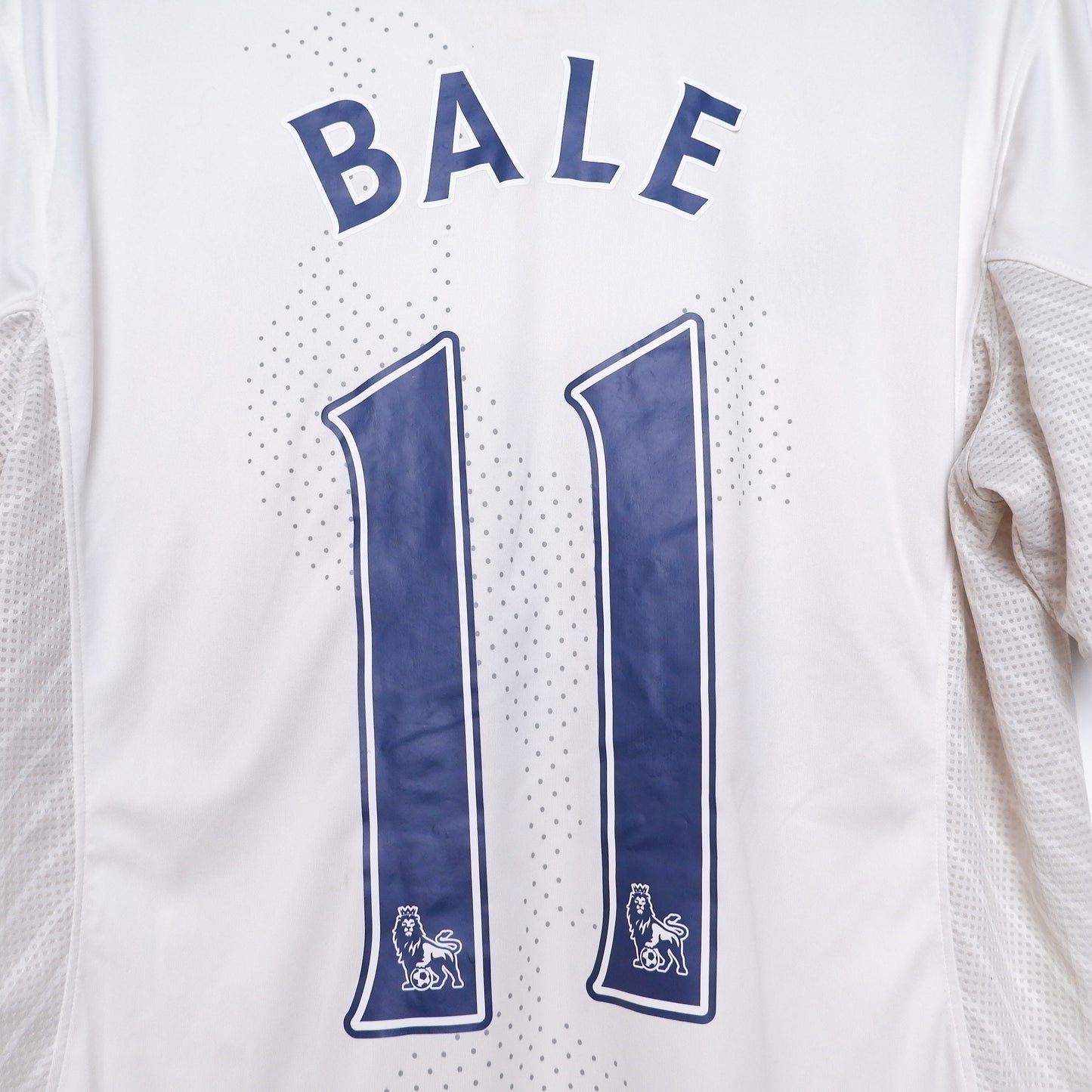 Authentic Tottenham Hotspur 2011/12 Home - Gareth Bale #11 Size M