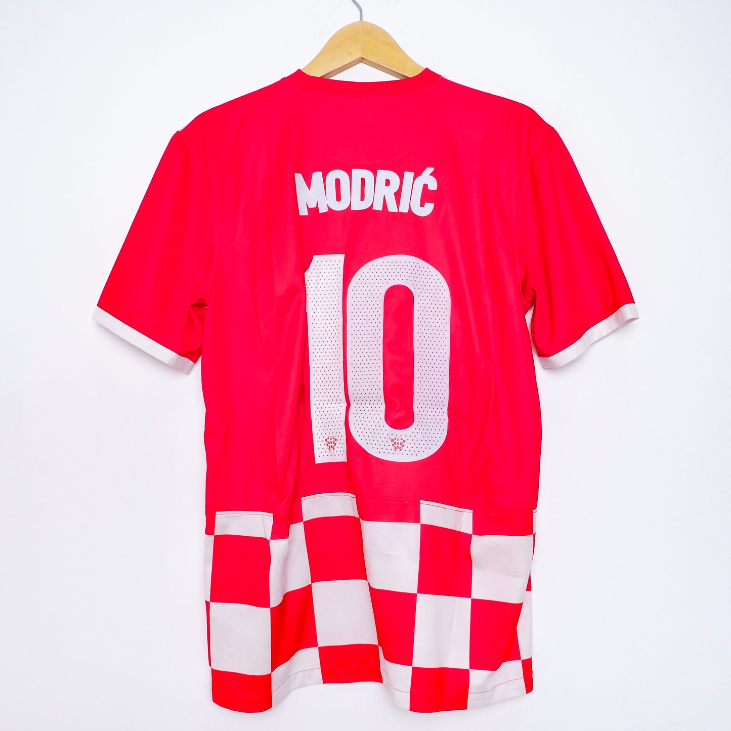 Authentic Croatia 2014 Home - Luka Modric #10 Size M