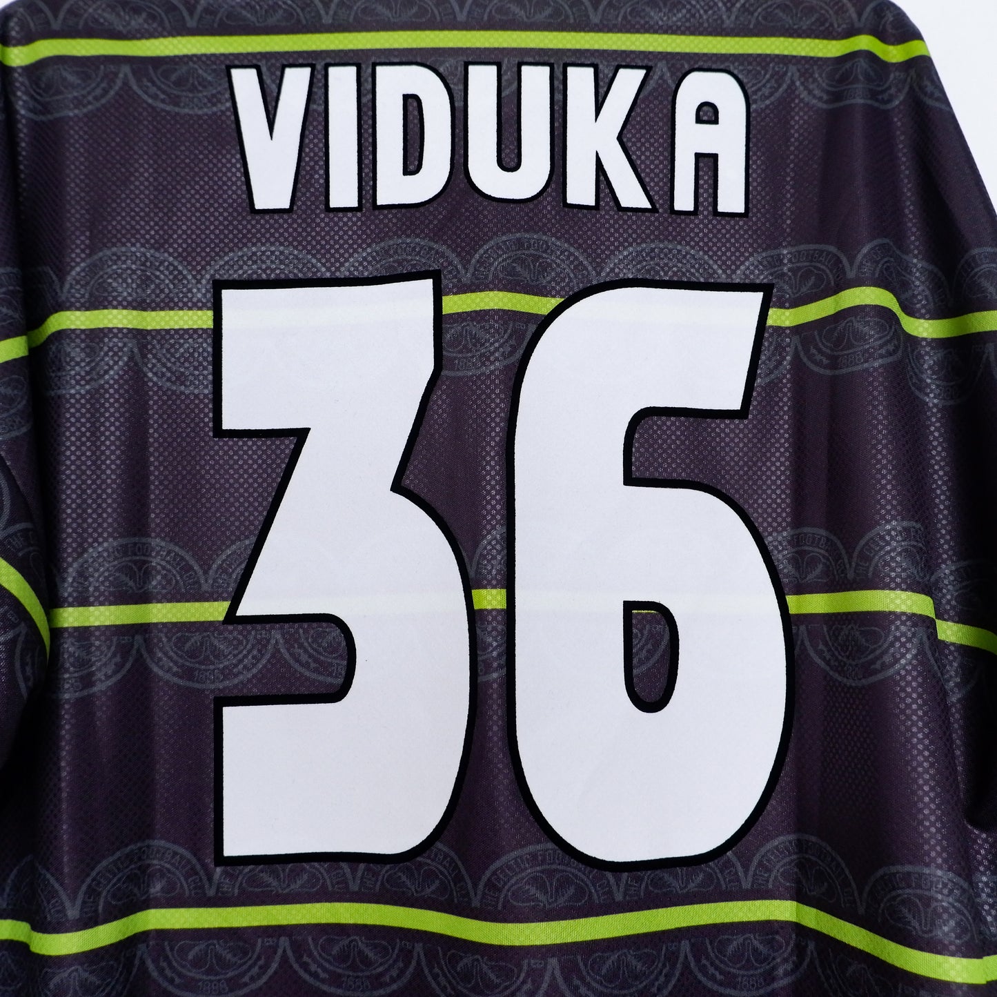 Authentic Celtic 1998/99 Away - Mark Viduka #36 Size XL (Long Sleeve)