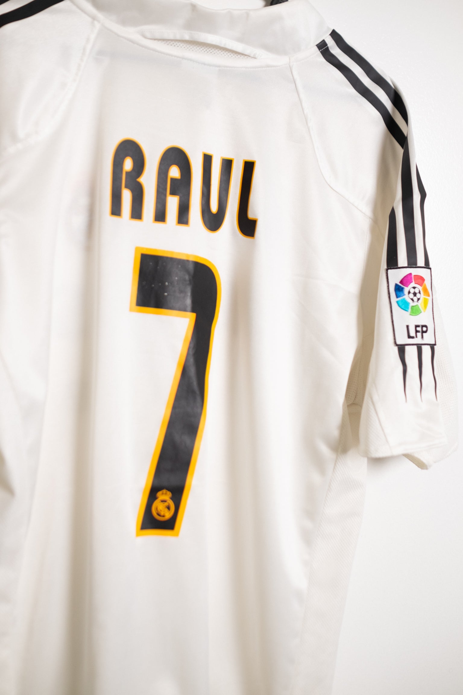 raul 7 real madrid jersey