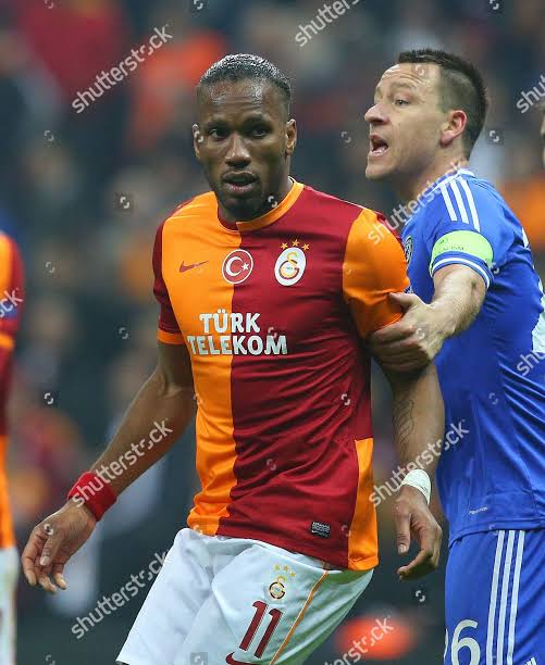 Authentic Galatasaray 2013/14 Home - Drogba #11 Size L