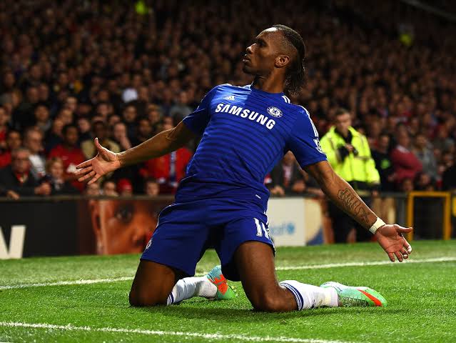 Authentic Chelsea 2014/15 Home - Drogba #11 Size L