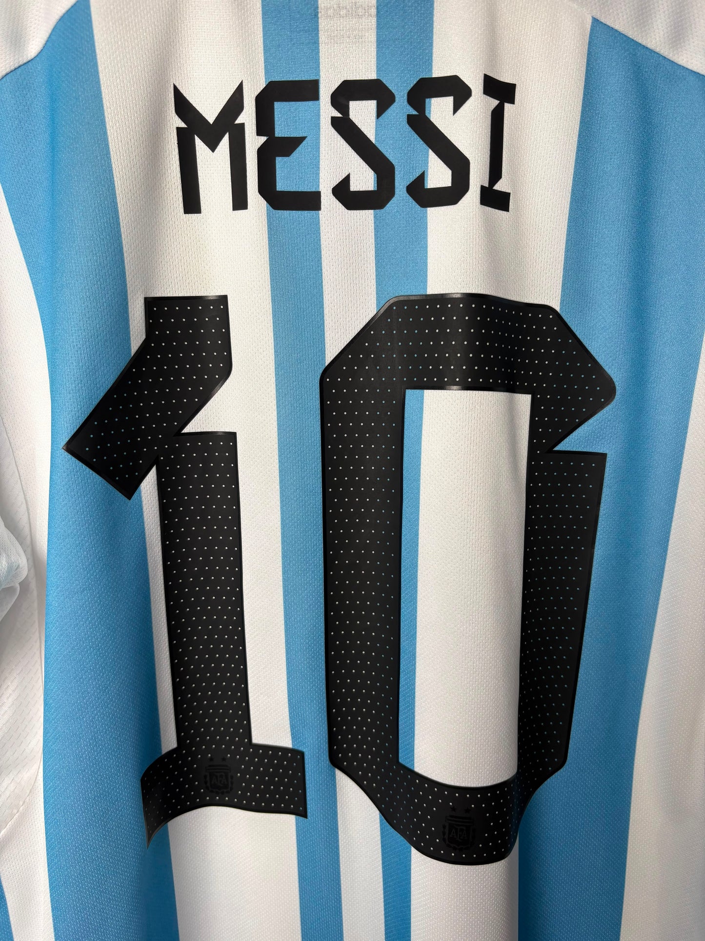 Original Argentina 2022 Home - Messi #10 Size L (2 stars)