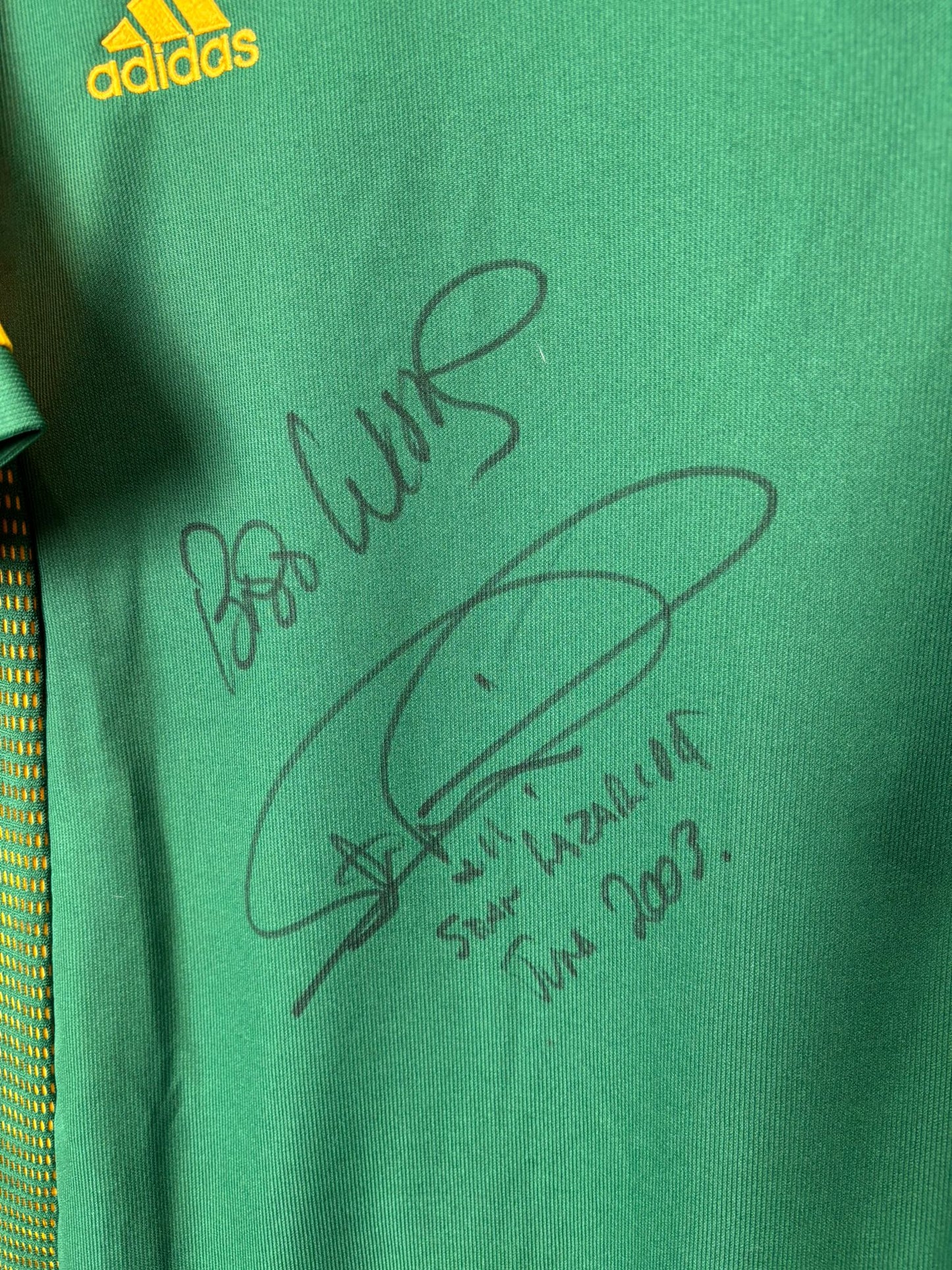 Original Australia 2002 Away - Size M (Signed by Lazaridis)