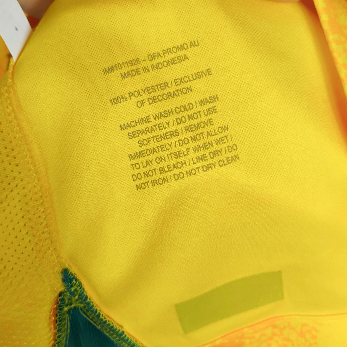 Original Australia 2022/23 Home - Mooy #13 Size L (Kitroom)