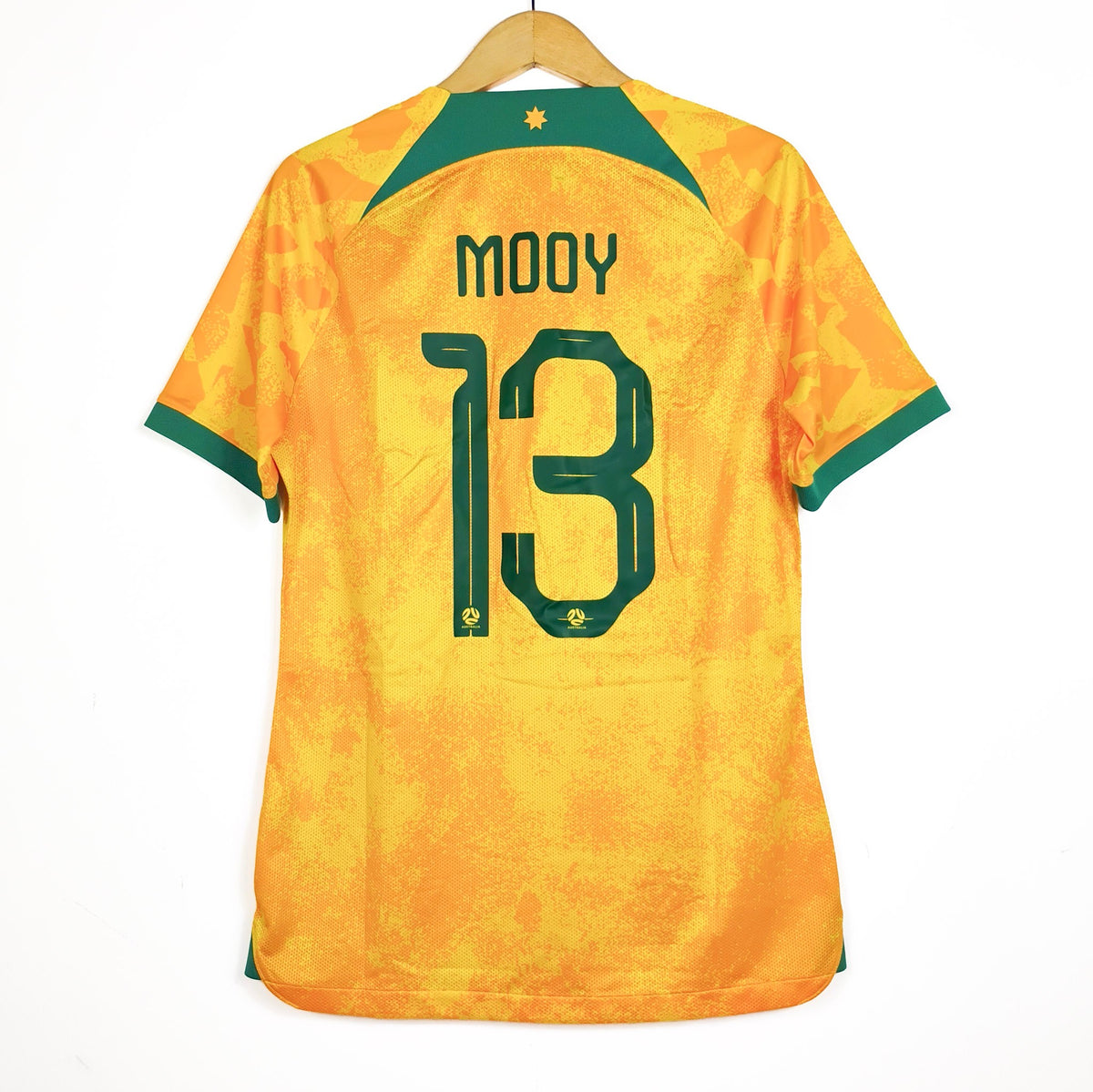 Original Australia 2022/23 Home - Mooy #13 Size L (Kitroom)