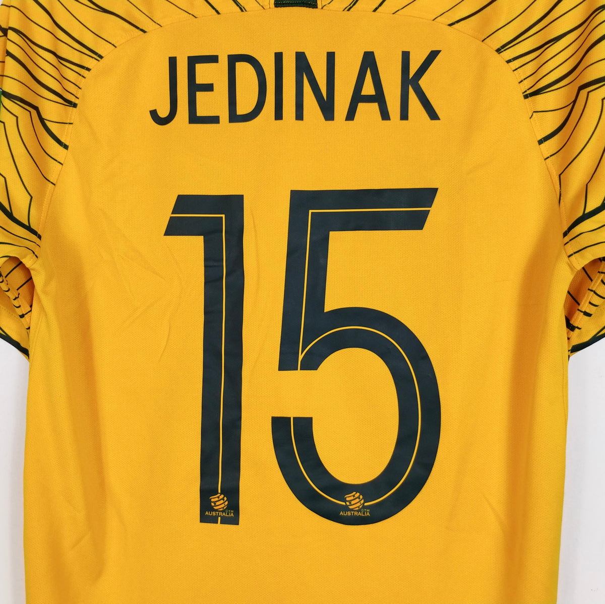 Original Australia 2018/19 Home - Jedinak #15 Size S