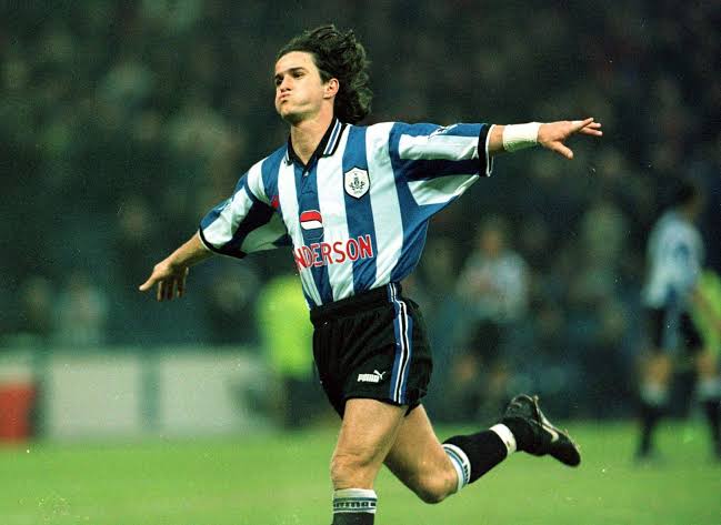 Original Sheffield Wednesday 1999/00 Home - Carbone #8 Size L (Long Sleeve)