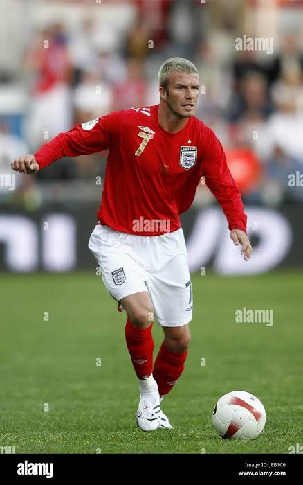 Authentic England 2006/08 Away - Beckham #7 Size L (With short) (Ls)