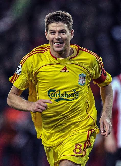 Authentic Liverpool 2006/07 Away - Gerrard #8 Size L