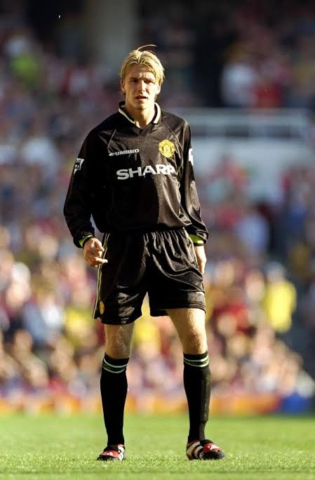 Authentic Manchester United 1998/99 Third - Beckham #7 Size XL