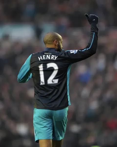 Original Arsenal 2011/12 Away - Henry #12 Size L (Long sleeve) (Player Issue) (With tags)